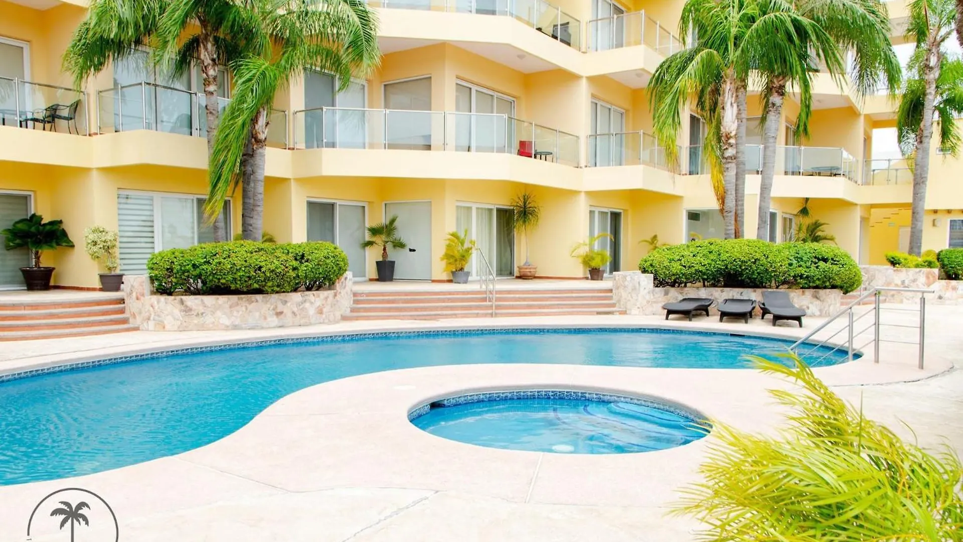 Spacious Apartment With Pool Facing The Ocean In Mazatlan - Marina
