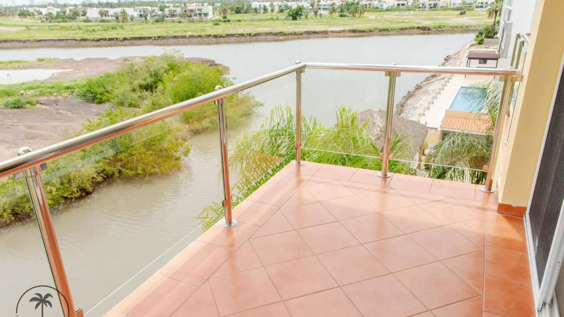 Spacious Apartment With Pool Facing The Ocean In Mazatlan - Marina 0*,